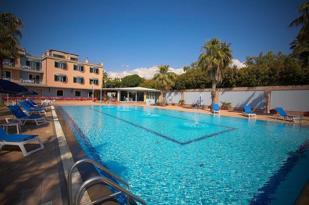 Orizzonte Acireale Hotel Exteriör bild